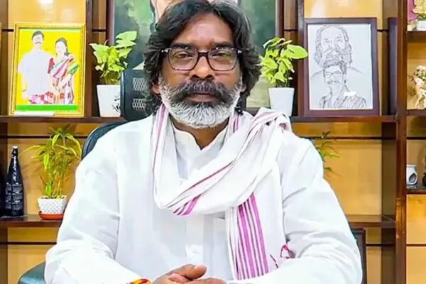 हेमंत सोरेन: झारखंड के विकास का नया अध्याय शुरू, लिये 8 बड़े फैसले