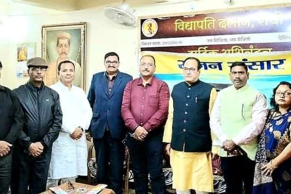 “सृजन संसार” की वासंतिक काव्य-गोष्ठी में बही प्रेम और भक्ति रसधार