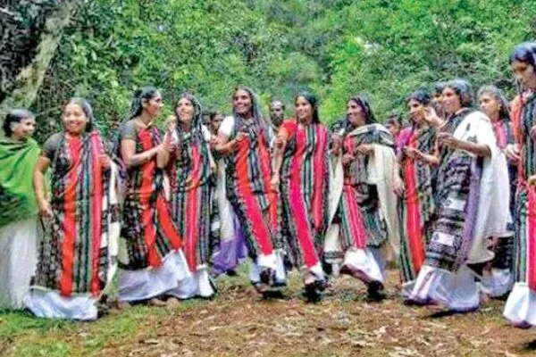 तमिलनाडु के आदिवासी समुदायों को ST प्रमाण पत्र प्राप्त करने में कठिनाई क्यों हो रही है?