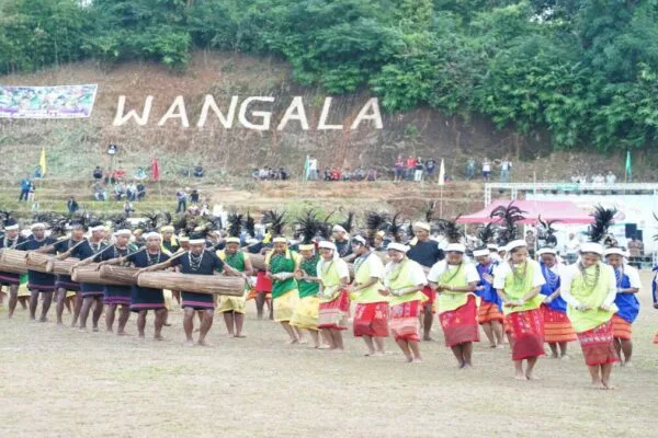 गारो जनजाति का 49वां वांगला फेस्टिवल धूमधाम से संपन्न: ढोलों की गूंज में झलकी संस्कृति और आस्था